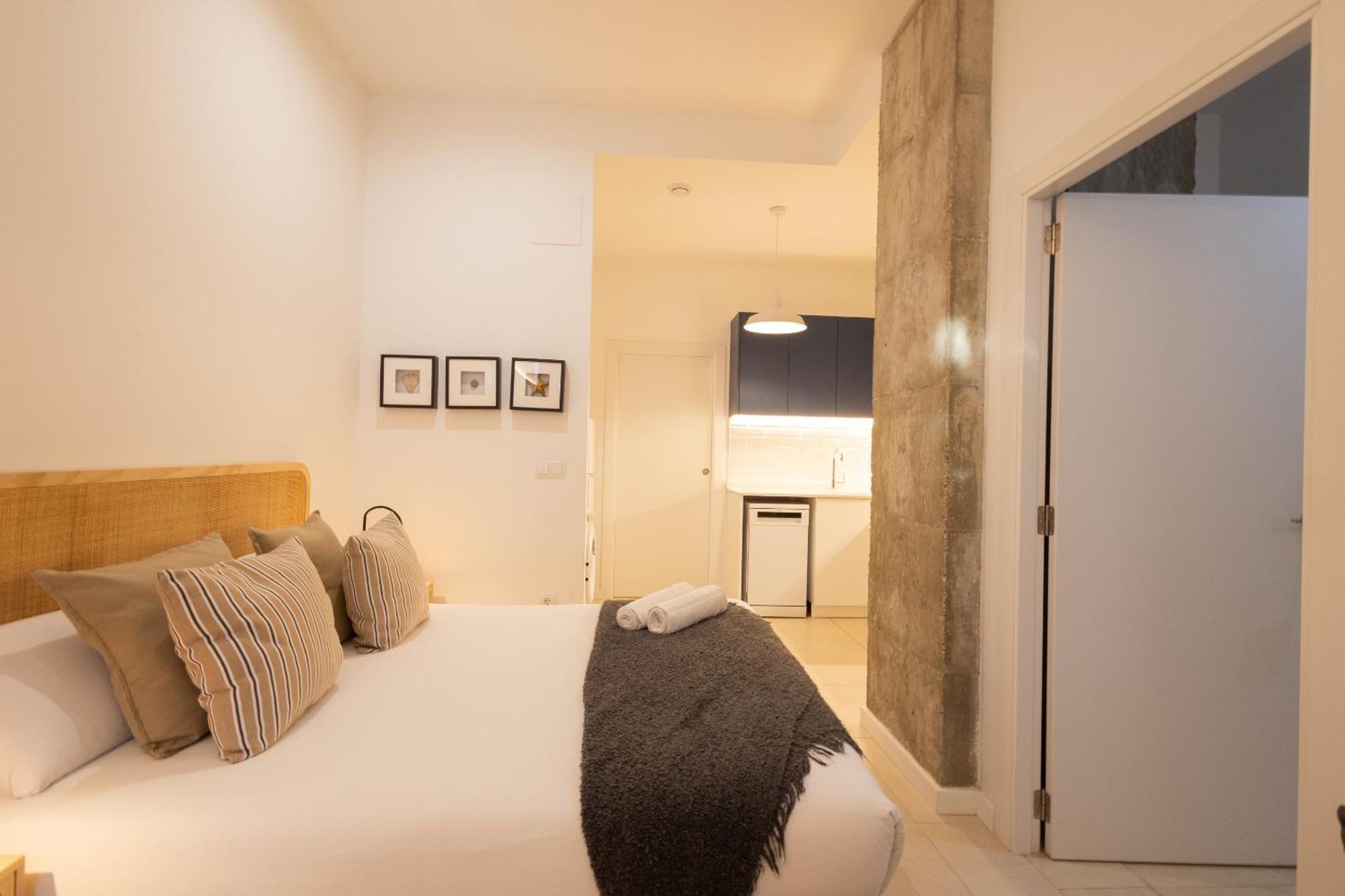 Florit Flats - The Pitiusas Rooms Valencia Kültér fotó