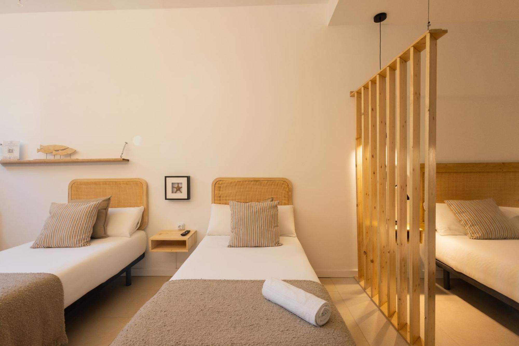 Florit Flats - The Pitiusas Rooms Valencia Kültér fotó